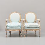 1098 5262 ARMCHAIRS